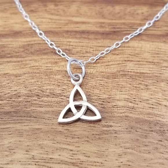 Jewelry - Picture 3 of 3